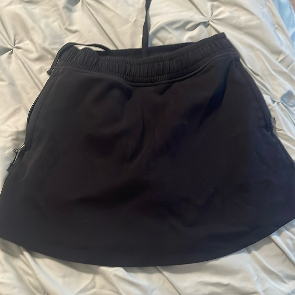 Old Navy youth size small skort by Old Navy